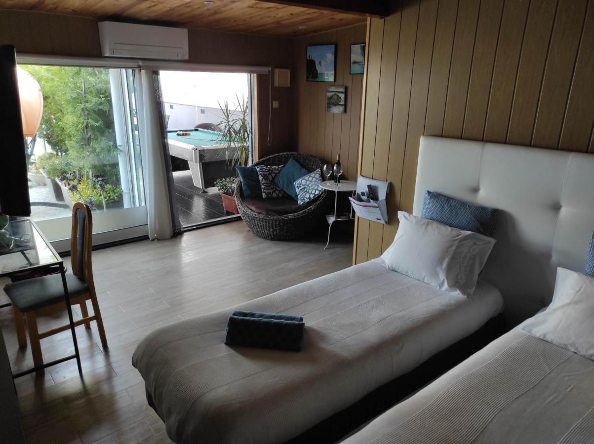 Room Near The Airport Maía 외부 사진